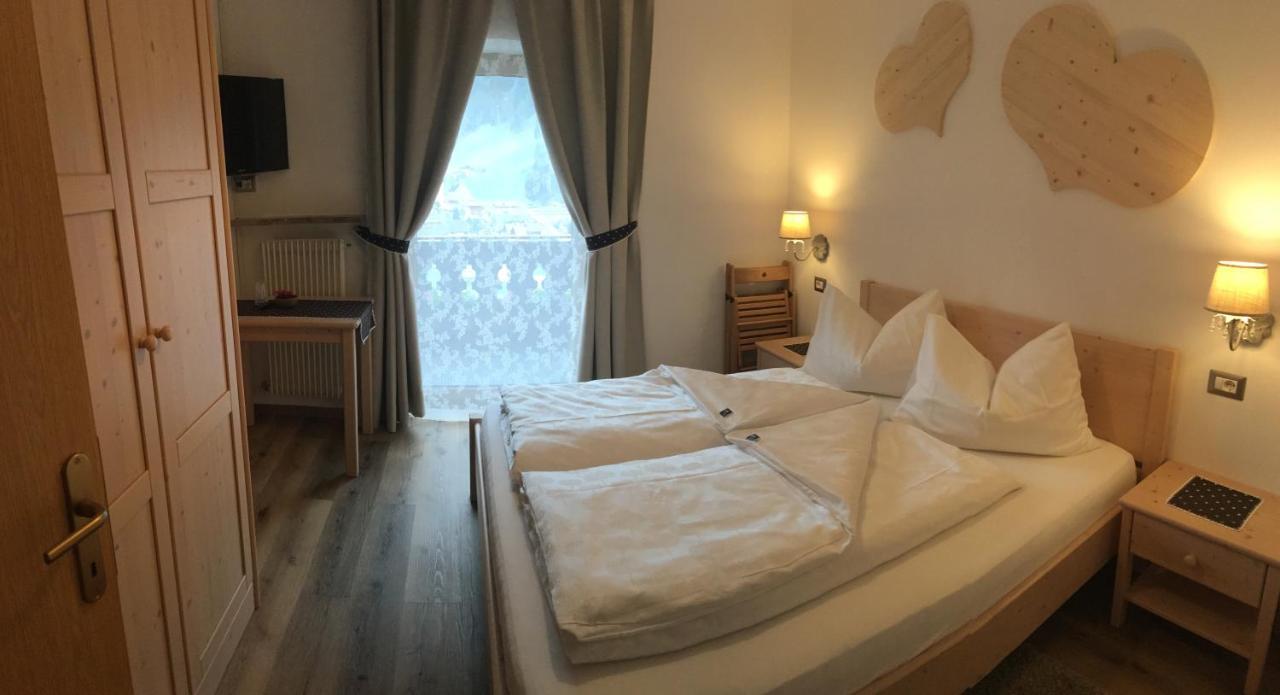 Bed and Breakfast Garni Neidia Сельва-ді-Валь-Гардена Екстер'єр фото